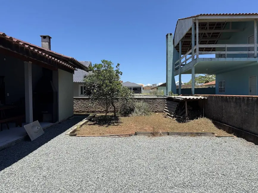 Foto 8 de Casa com 3 quartos à venda, 110m2 em Balneario Barra Do Sul - SC