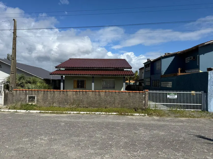 Foto 3 de Casa com 3 quartos à venda, 110m2 em Balneario Barra Do Sul - SC