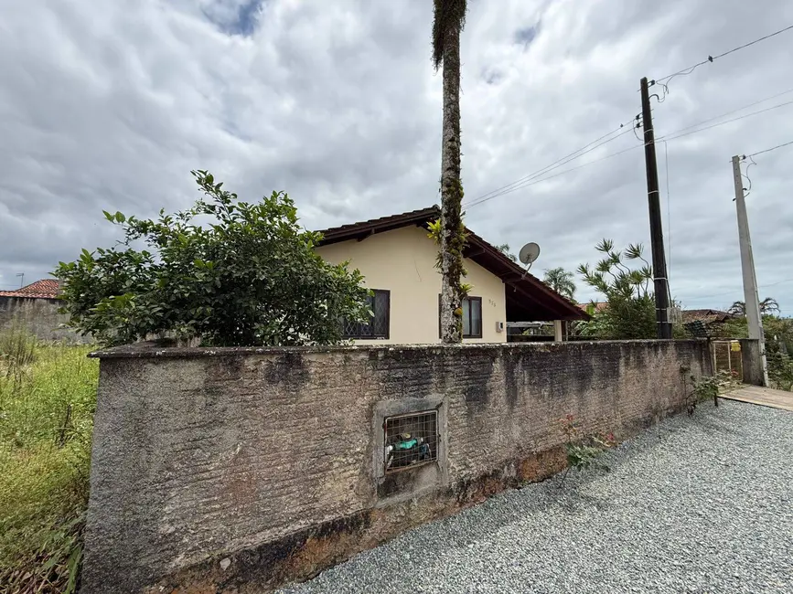 Foto 2 de Casa com 5 quartos à venda, 115m2 em Balneario Barra Do Sul - SC