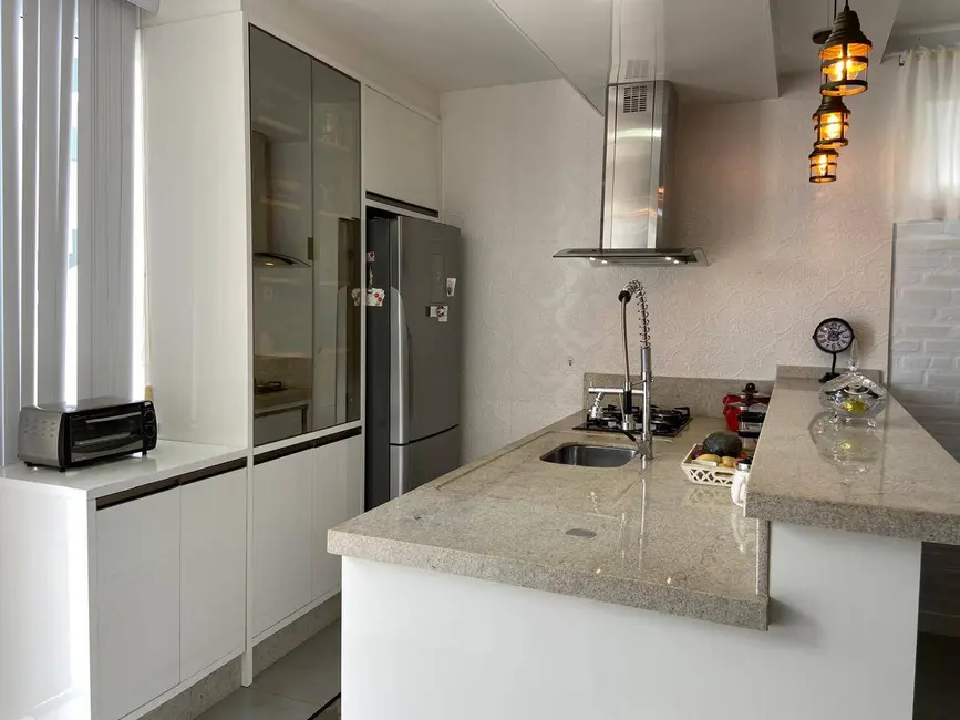 Foto 9 de Casa com 4 quartos à venda, 405m2 em Balneario Barra Do Sul - SC