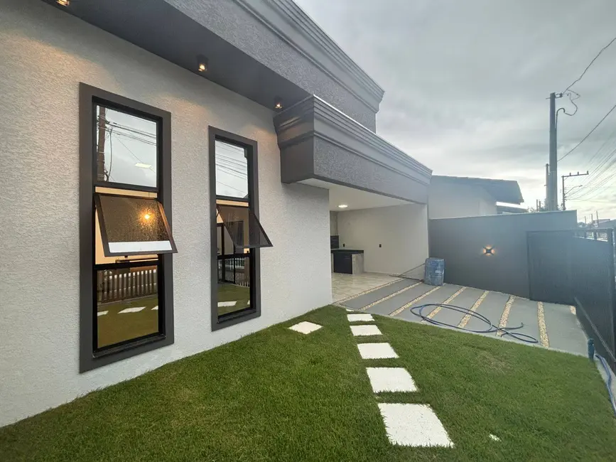 Foto 2 de Casa com 3 quartos à venda, 258m2 em Balneario Barra Do Sul - SC