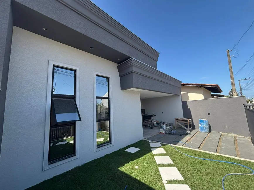 Foto 1 de Casa com 3 quartos à venda, 258m2 em Balneario Barra Do Sul - SC