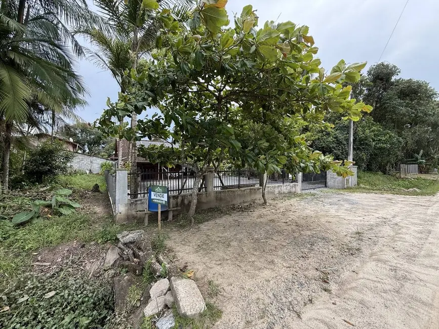 Foto 3 de Casa com 3 quartos à venda, 110m2 em Balneario Barra Do Sul - SC