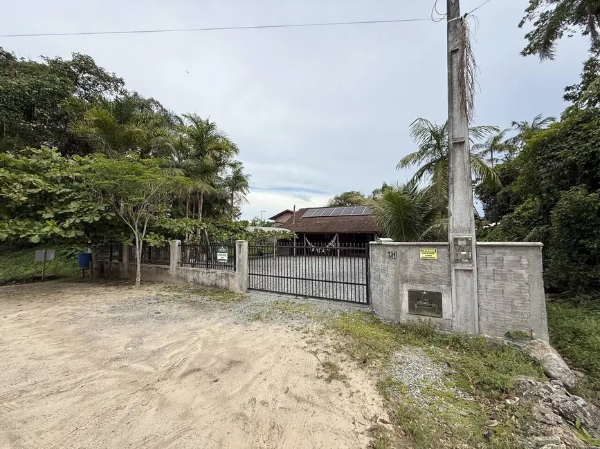 Foto 1 de Casa com 3 quartos à venda, 110m2 em Balneario Barra Do Sul - SC