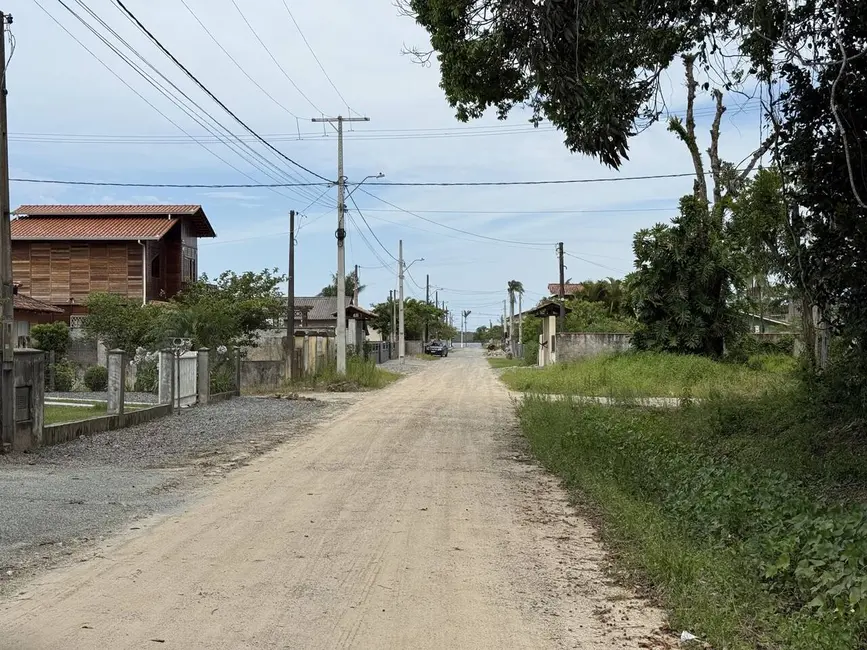 Foto 4 de Casa com 3 quartos à venda, 110m2 em Balneario Barra Do Sul - SC