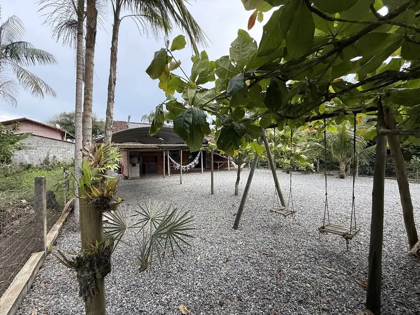 Foto 6 de Casa com 3 quartos à venda, 110m2 em Balneario Barra Do Sul - SC