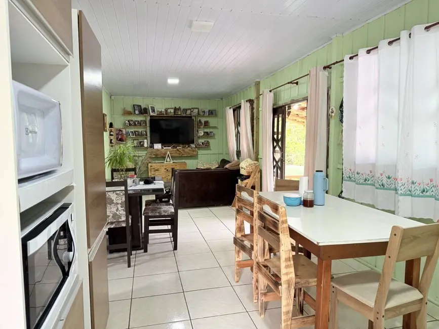 Foto 9 de Casa com 3 quartos à venda, 110m2 em Balneario Barra Do Sul - SC