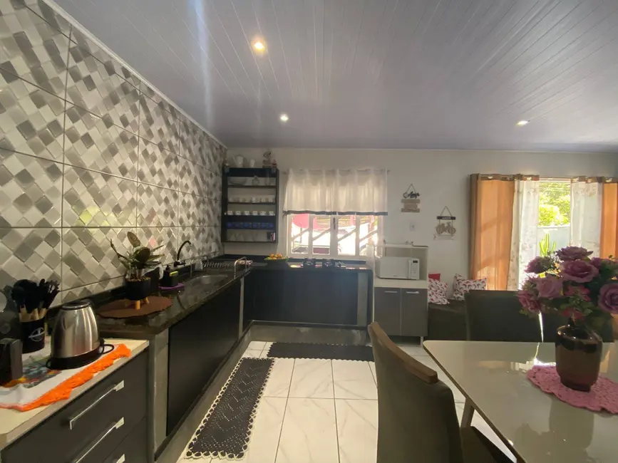 Foto 3 de Casa com 3 quartos à venda, 360m2 em Balneario Barra Do Sul - SC
