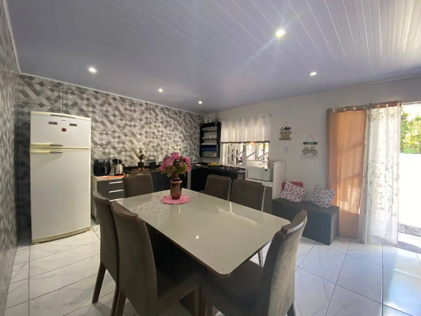 Foto 4 de Casa com 3 quartos à venda, 360m2 em Balneario Barra Do Sul - SC