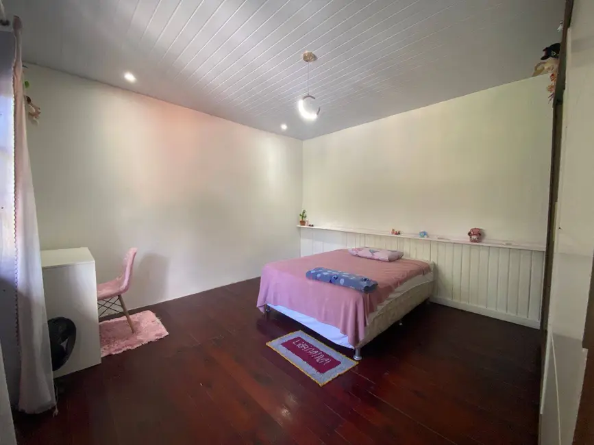 Foto 9 de Casa com 3 quartos à venda, 360m2 em Balneario Barra Do Sul - SC