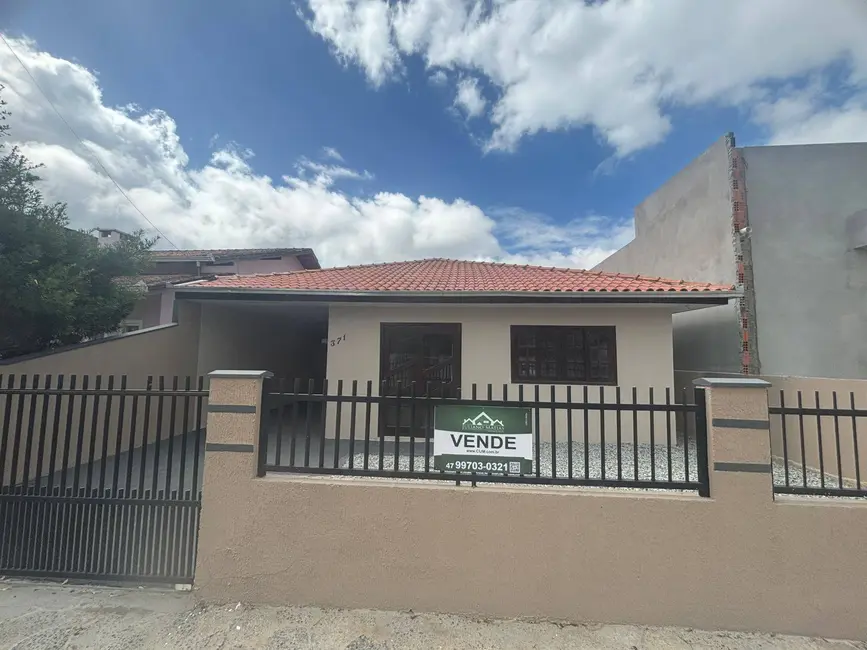 Foto 1 de Casa com 3 quartos à venda, 267m2 em Balneario Barra Do Sul - SC