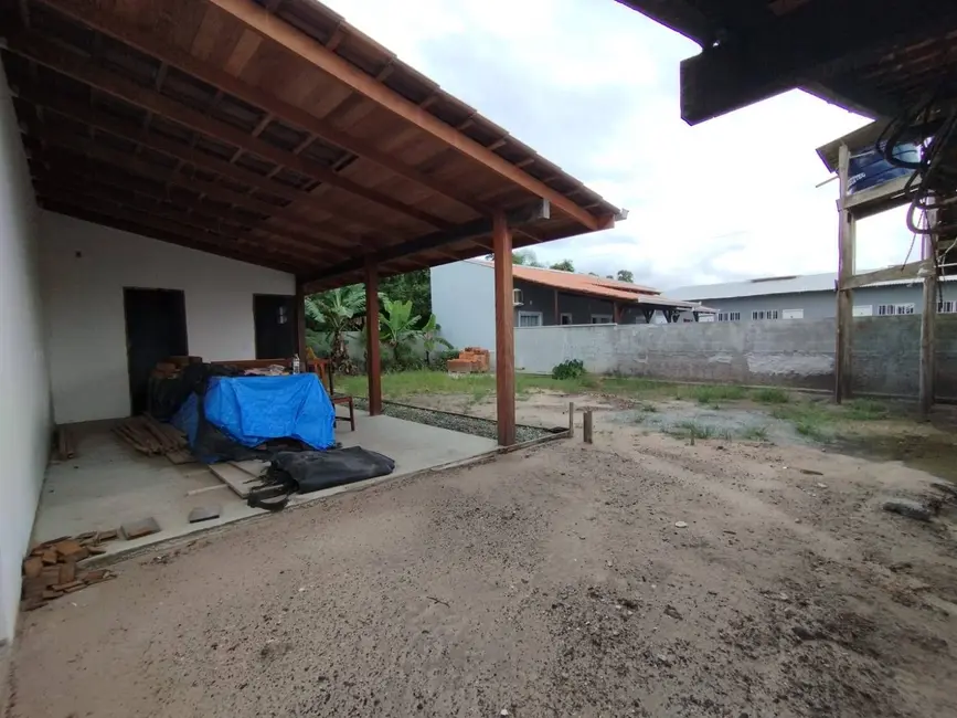 Foto 4 de Casa com 3 quartos à venda, 85m2 em Centro, Balneario Barra Do Sul - SC