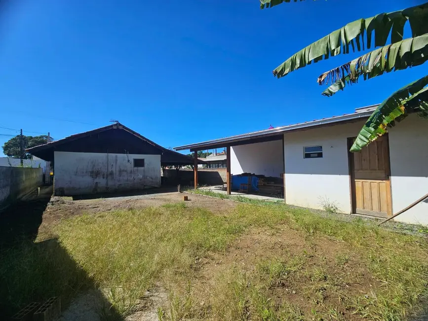 Foto 3 de Casa com 3 quartos à venda, 85m2 em Centro, Balneario Barra Do Sul - SC