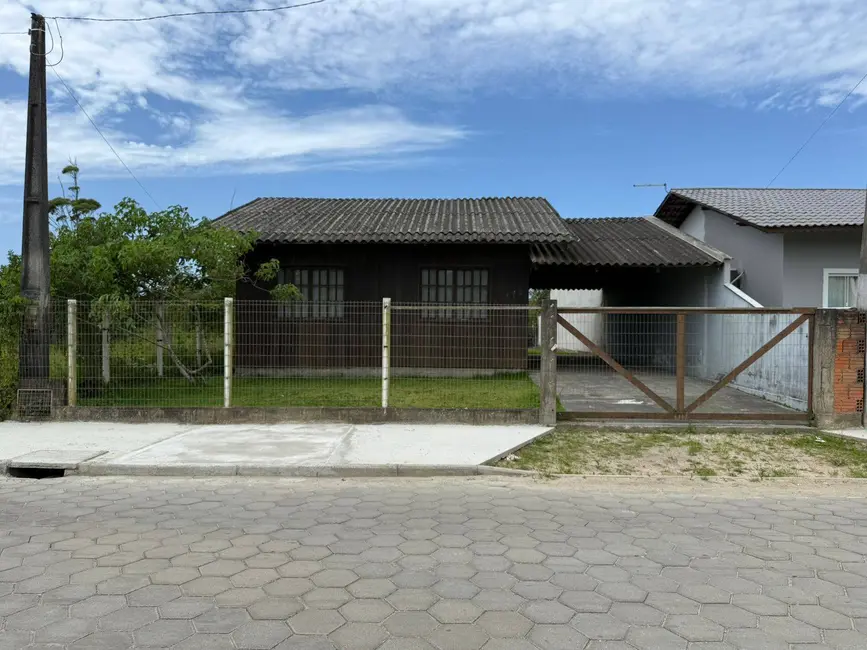 Foto 2 de Casa com 3 quartos à venda, 110m2 em Centro, Balneario Barra Do Sul - SC