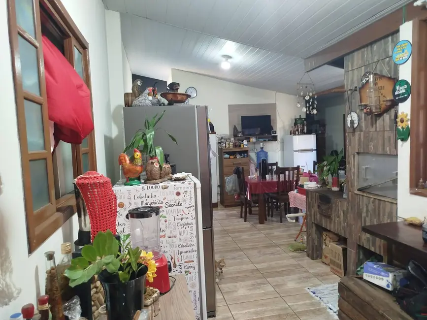 Casa com 3 quartos à venda, 360m2 em Balneario Barra Do Sul - SC - imagem 8 Foto 8 de Casa com 3 quartos à venda, 360m2 em Balneario Barra Do Sul - SC