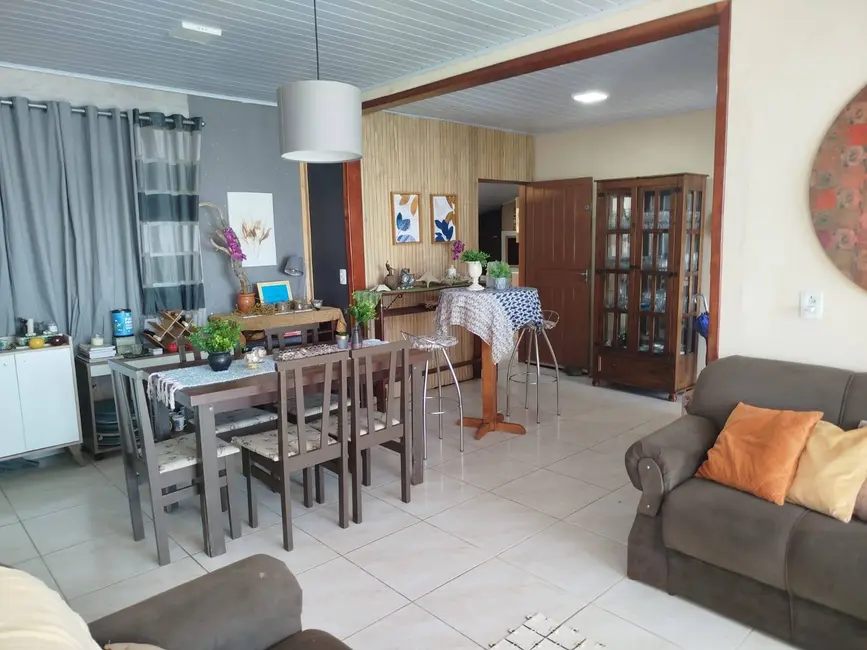 Foto 6 de Casa com 3 quartos à venda, 134m2 em Centro, Balneario Barra Do Sul - SC