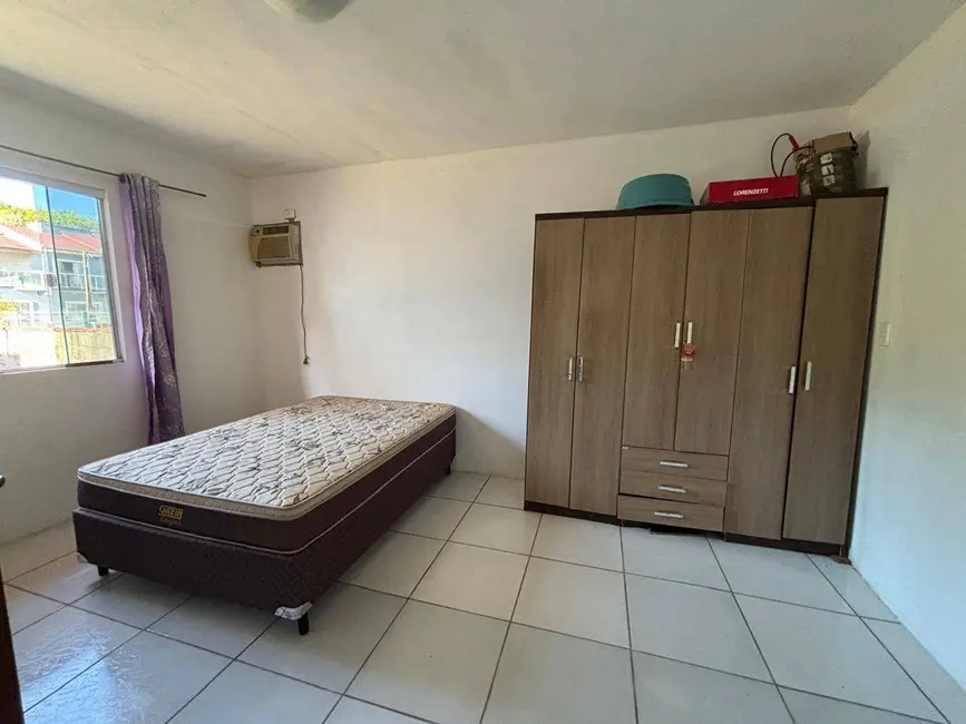 Foto 7 de Casa com 1 quarto à venda, 360m2 em Balneario Barra Do Sul - SC