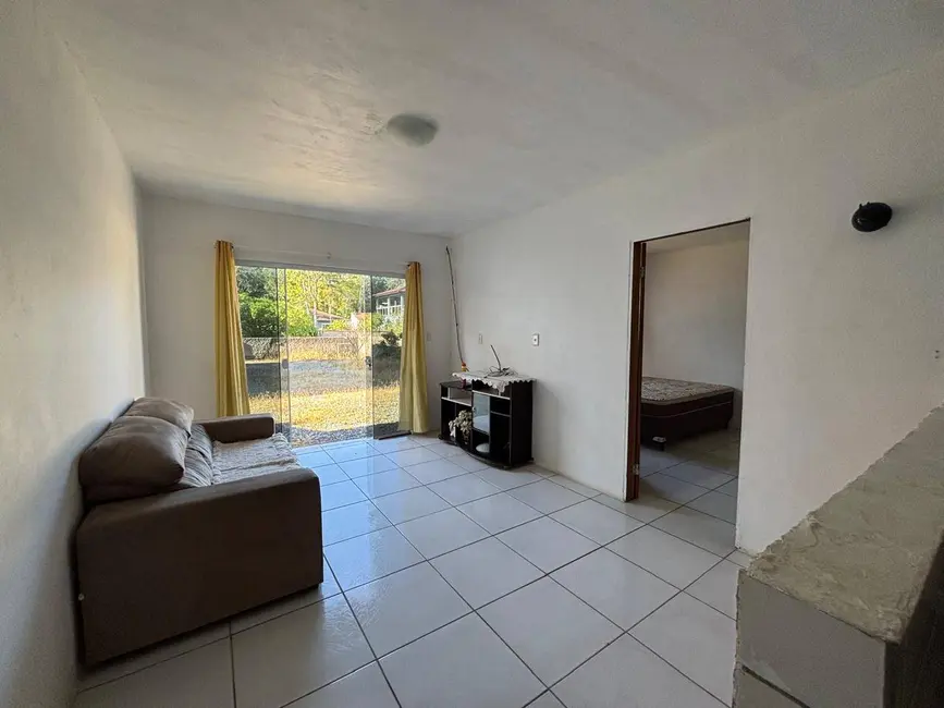 Foto 3 de Casa com 1 quarto à venda, 360m2 em Balneario Barra Do Sul - SC