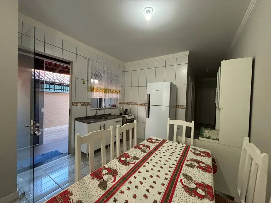 Foto 7 de Casa com 2 quartos à venda, 150m2 em Balneario Barra Do Sul - SC