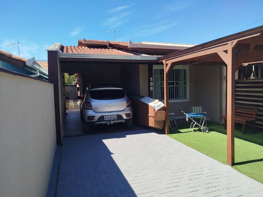 Foto 2 de Casa com 2 quartos à venda, 150m2 em Balneario Barra Do Sul - SC