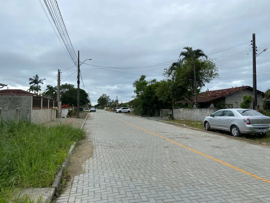 Foto 5 de Terreno / Lote à venda, 300m2 em Balneario Barra Do Sul - SC