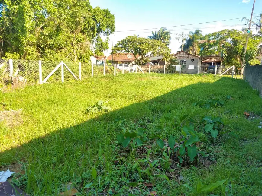 Foto 4 de Terreno / Lote à venda, 300m2 em Balneario Barra Do Sul - SC