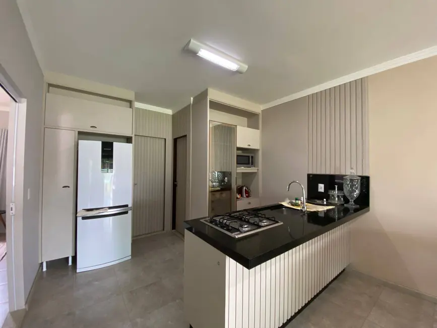 Foto 5 de Casa com 3 quartos à venda, 216m2 em Centro, Balneario Barra Do Sul - SC