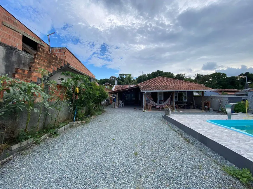 Foto 1 de Casa com 3 quartos à venda, 360m2 em Balneario Barra Do Sul - SC