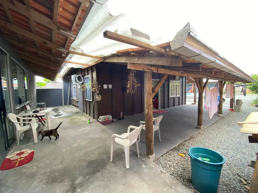 Foto 5 de Casa com 3 quartos à venda, 360m2 em Balneario Barra Do Sul - SC