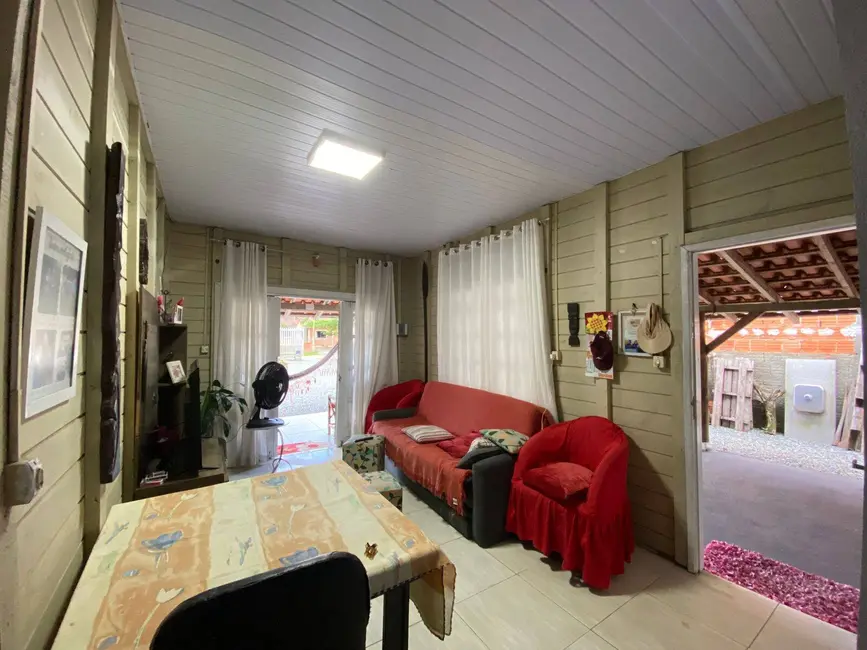 Foto 6 de Casa com 3 quartos à venda, 360m2 em Balneario Barra Do Sul - SC