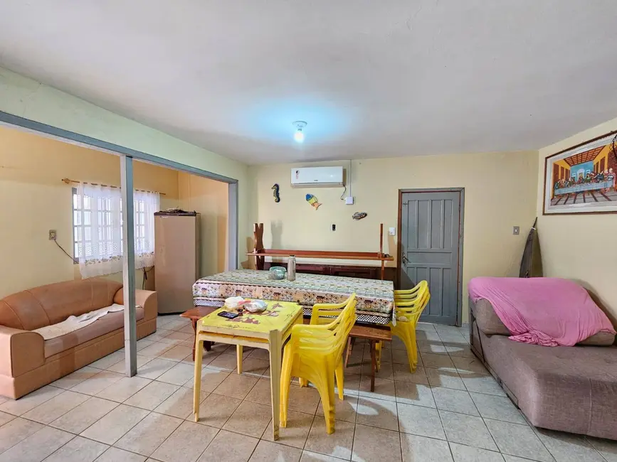 Foto 9 de Casa com 5 quartos à venda, 184m2 em Centro, Balneario Barra Do Sul - SC