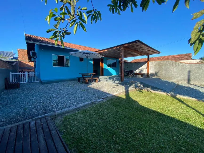 Foto 3 de Casa com 2 quartos à venda, 89m2 em Centro, Balneario Barra Do Sul - SC