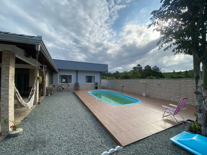 Foto 1 de Casa com 4 quartos à venda, 325m2 em Balneario Barra Do Sul - SC