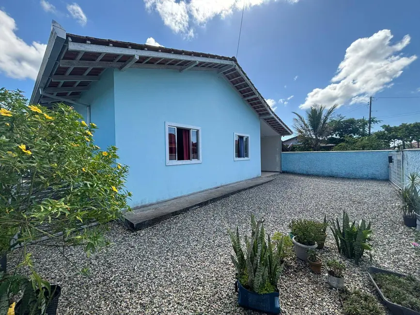 Foto 1 de Casa com 2 quartos à venda, 300m2 em Balneario Barra Do Sul - SC
