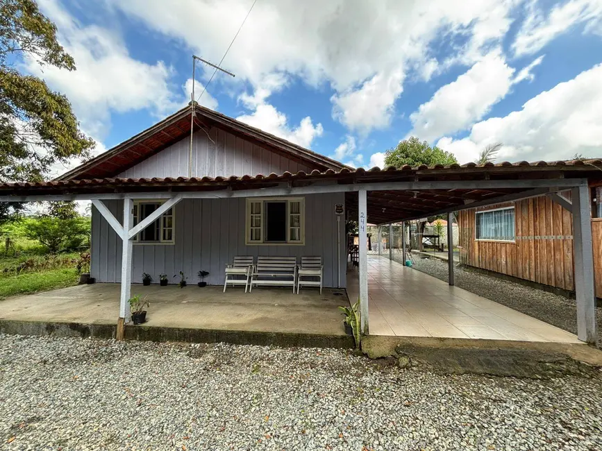 Foto 2 de Casa com 3 quartos à venda, 268m2 em Balneario Barra Do Sul - SC