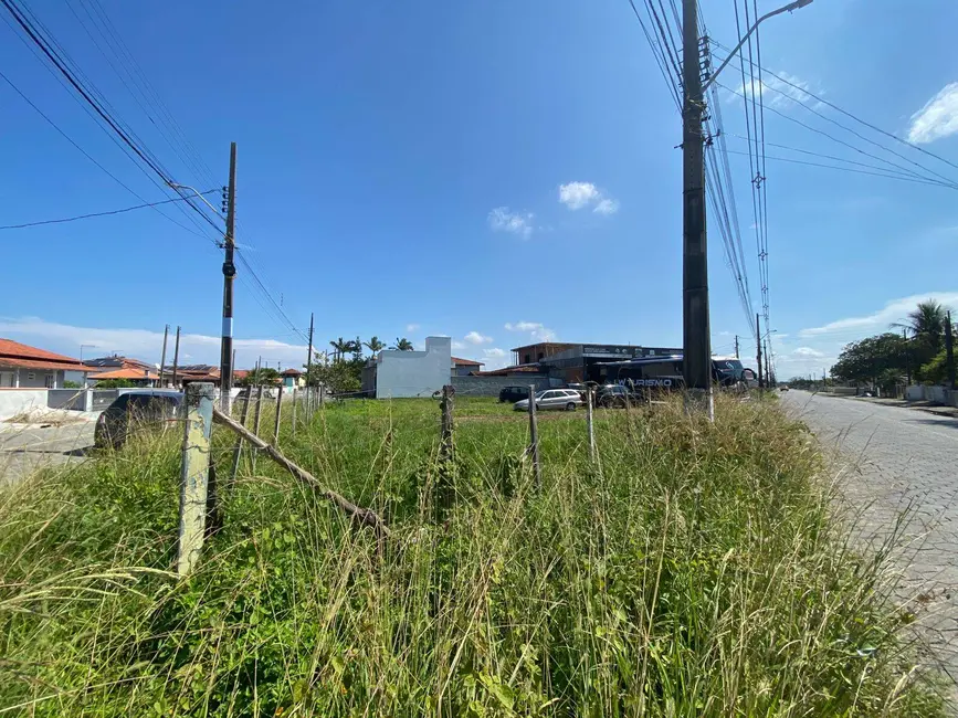 Foto 1 de Terreno / Lote à venda, 570m2 em Balneario Barra Do Sul - SC