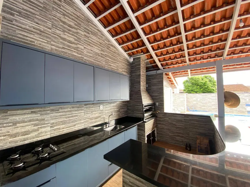 Foto 5 de Casa com 3 quartos à venda, 240m2 em Centro, Balneario Barra Do Sul - SC