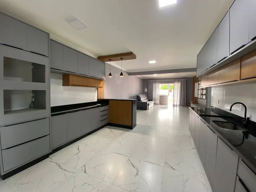 Foto 9 de Casa com 3 quartos à venda, 240m2 em Centro, Balneario Barra Do Sul - SC