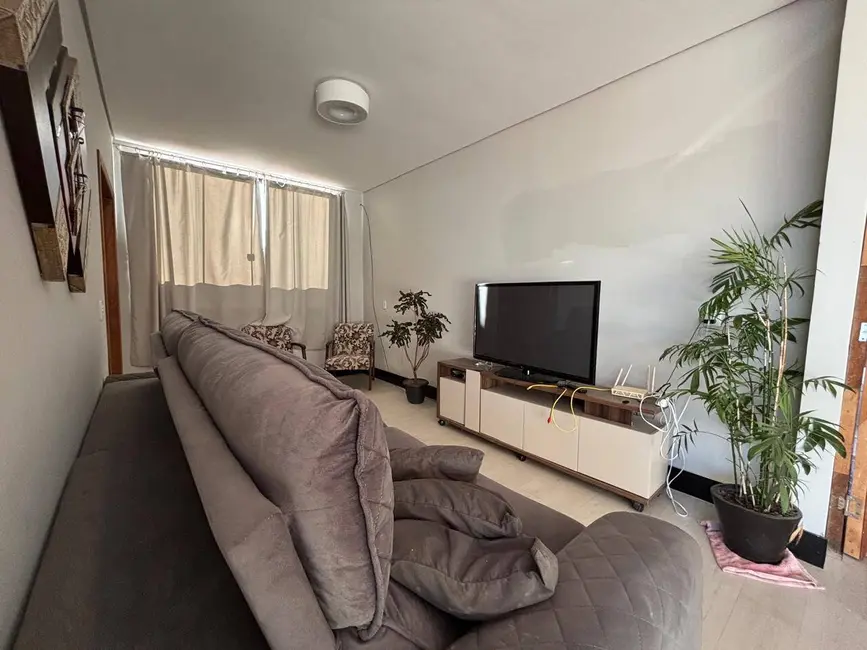 Foto 6 de Casa com 3 quartos à venda, 396m2 em Balneario Barra Do Sul - SC