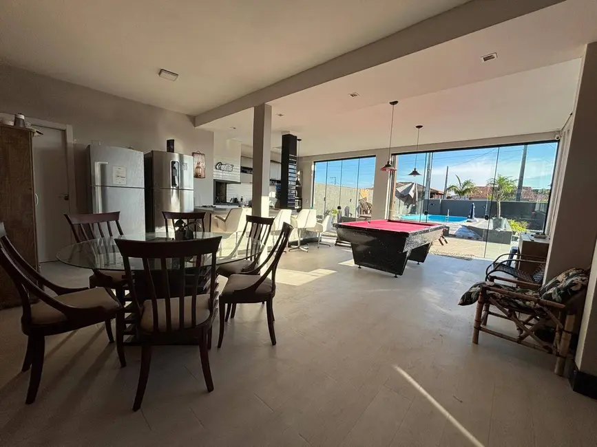 Foto 7 de Casa com 3 quartos à venda, 396m2 em Balneario Barra Do Sul - SC