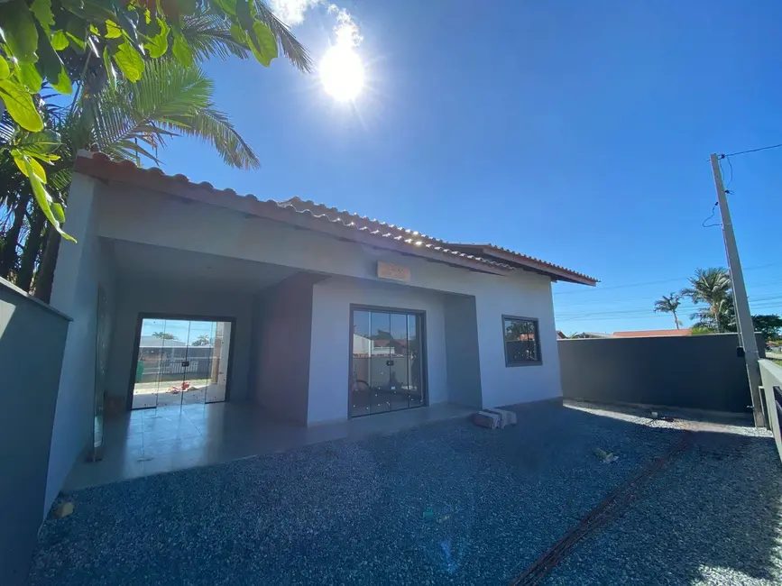 Foto 1 de Casa com 3 quartos à venda, 110m2 em Centro, Balneario Barra Do Sul - SC