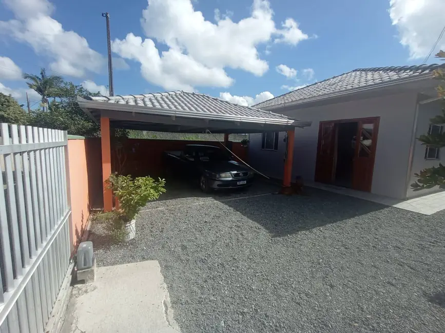 Foto 2 de Casa com 3 quartos à venda, 300m2 em Centro, Balneario Barra Do Sul - SC