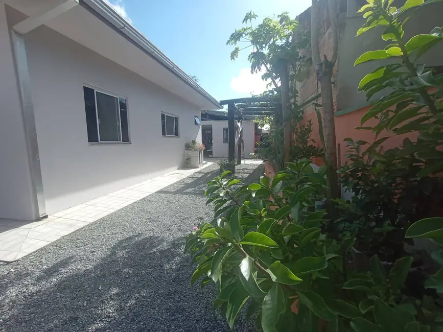 Foto 5 de Casa com 3 quartos à venda, 300m2 em Centro, Balneario Barra Do Sul - SC