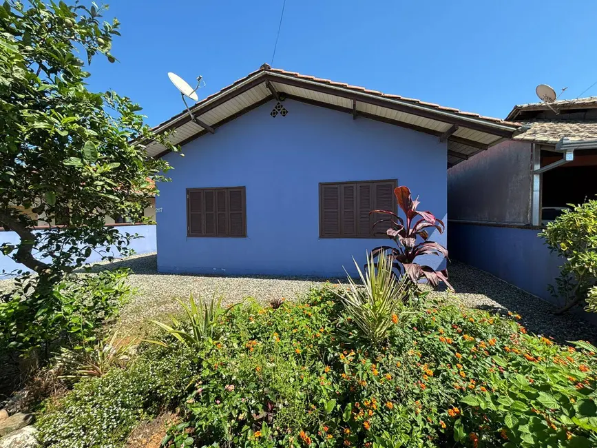 Foto 1 de Casa com 3 quartos à venda, 360m2 em Centro, Balneario Barra Do Sul - SC