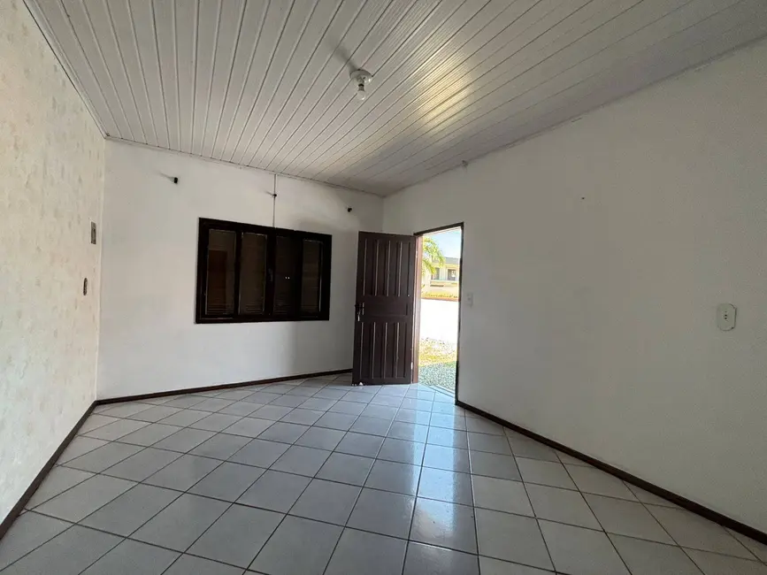 Foto 3 de Casa com 3 quartos à venda, 360m2 em Centro, Balneario Barra Do Sul - SC