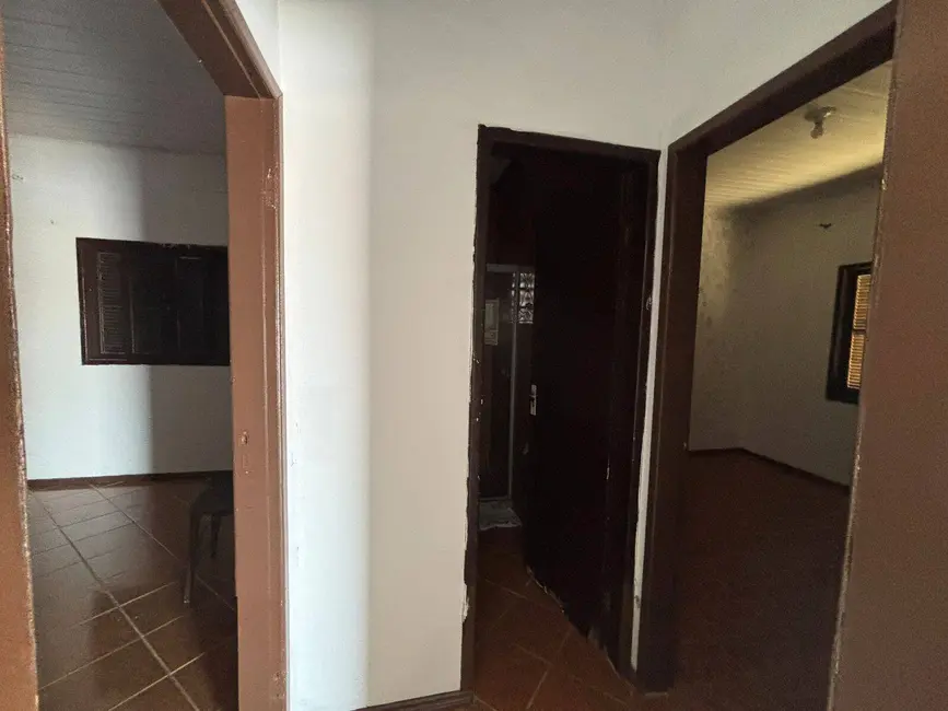 Foto 6 de Casa com 3 quartos à venda, 360m2 em Centro, Balneario Barra Do Sul - SC