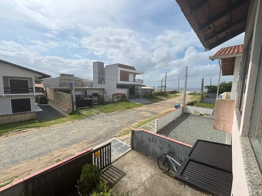 Foto 2 de Casa com 3 quartos à venda, 288m2 em Centro, Balneario Barra Do Sul - SC