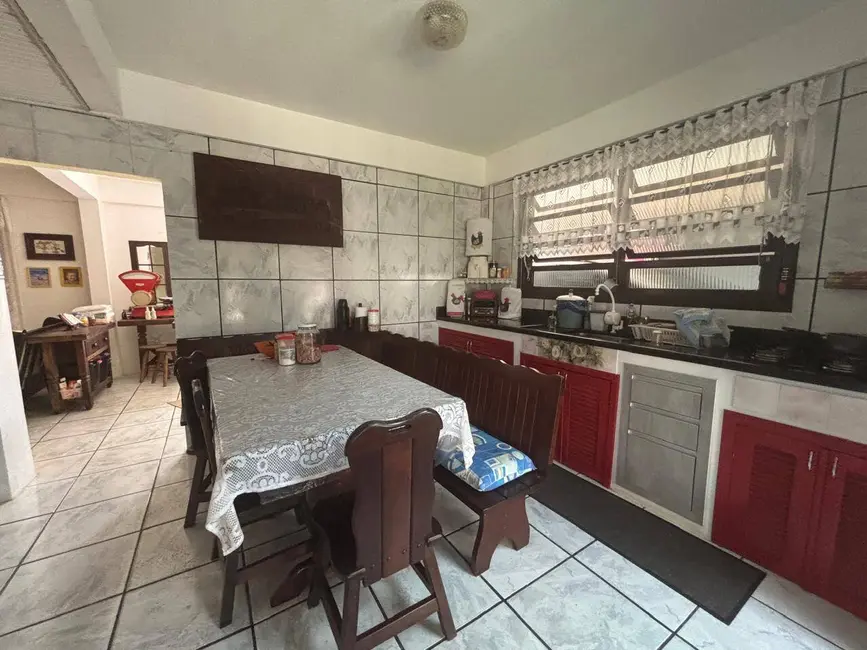 Foto 6 de Casa com 3 quartos à venda, 288m2 em Centro, Balneario Barra Do Sul - SC