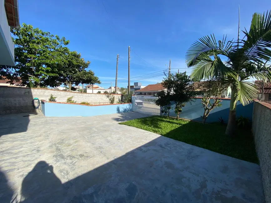 Foto 3 de Casa com 4 quartos à venda, 300m2 em Centro, Balneario Barra Do Sul - SC
