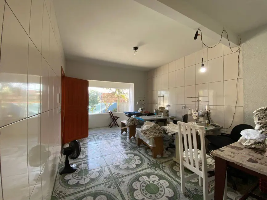 Foto 4 de Casa com 4 quartos à venda, 300m2 em Centro, Balneario Barra Do Sul - SC